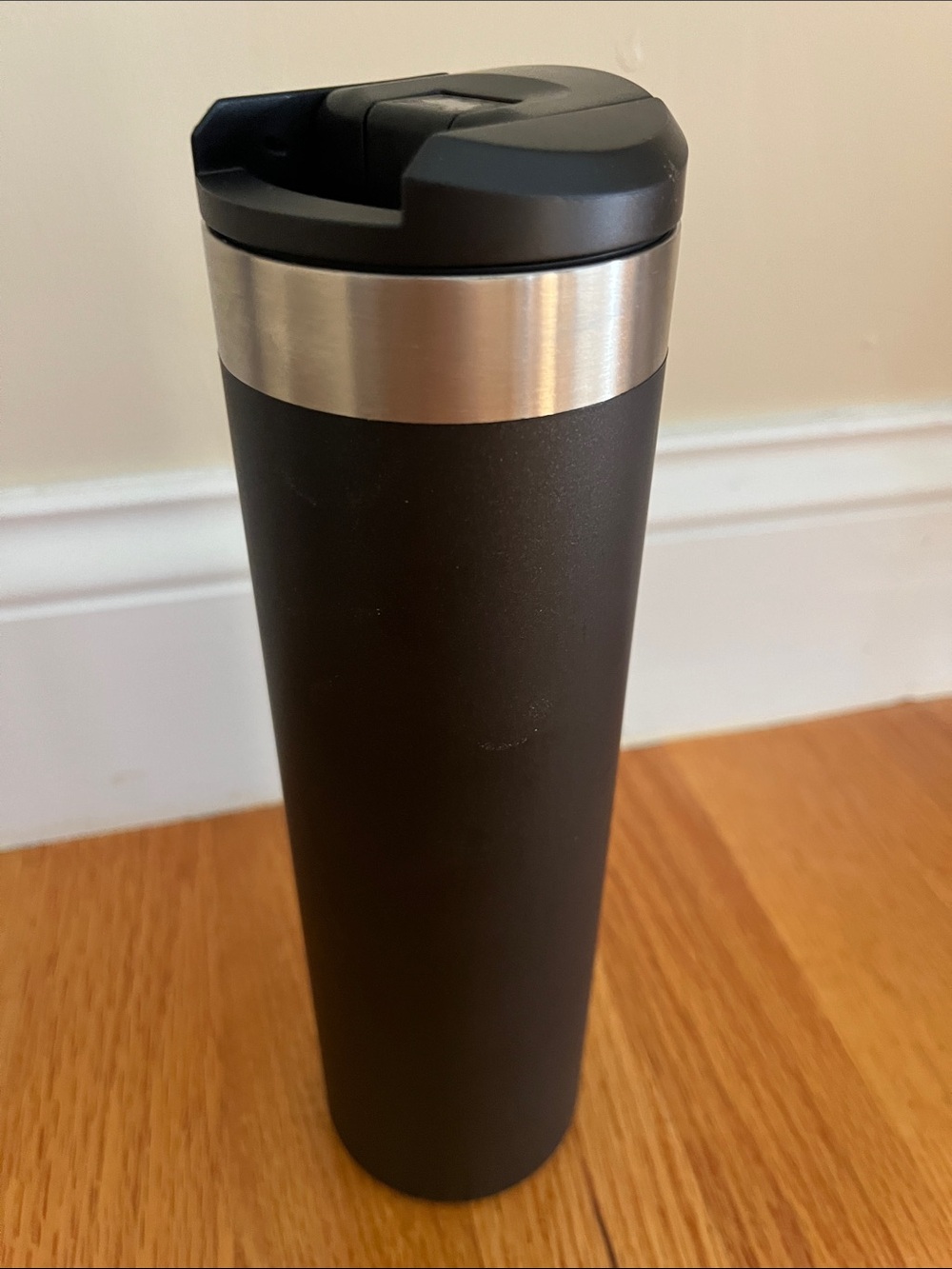 Stanley Aero Light 20 oz Black BPA Free Insulated Bottle - Picture 2 of 7
